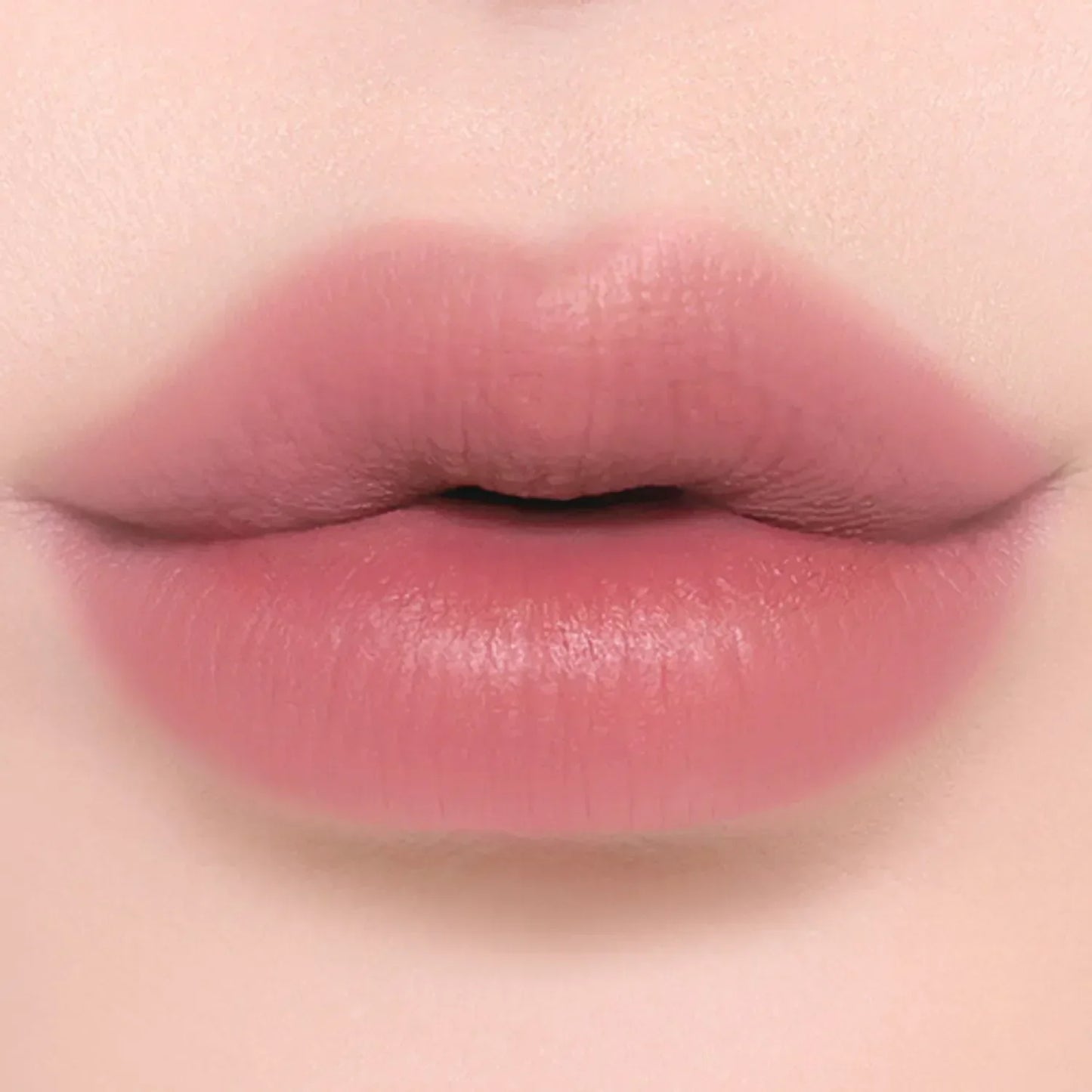 Two-in-One Velvet & Gloss Lip Tint — Matte & Shine in One Swipe
